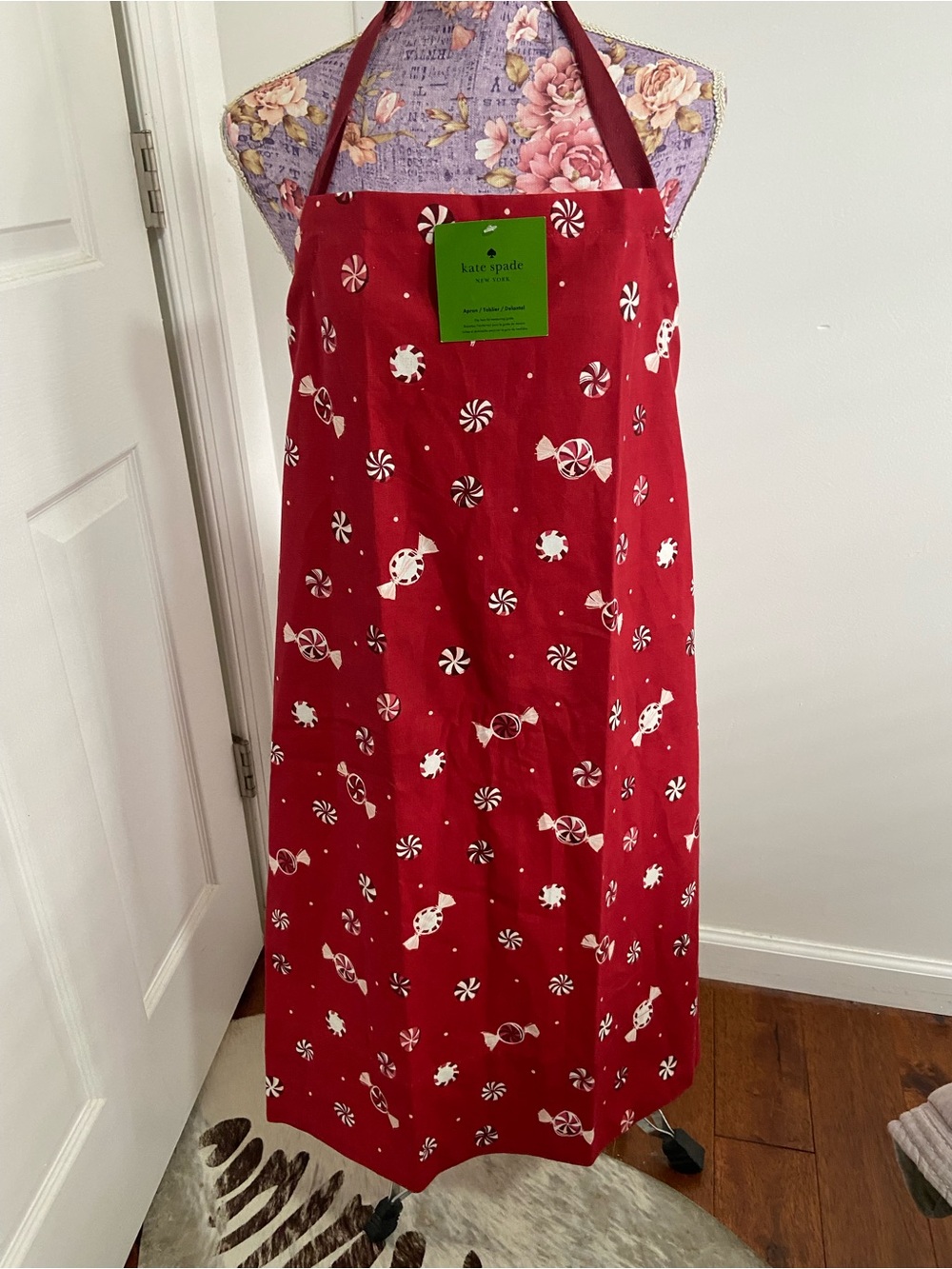 Kate Spade holiday apron NWT